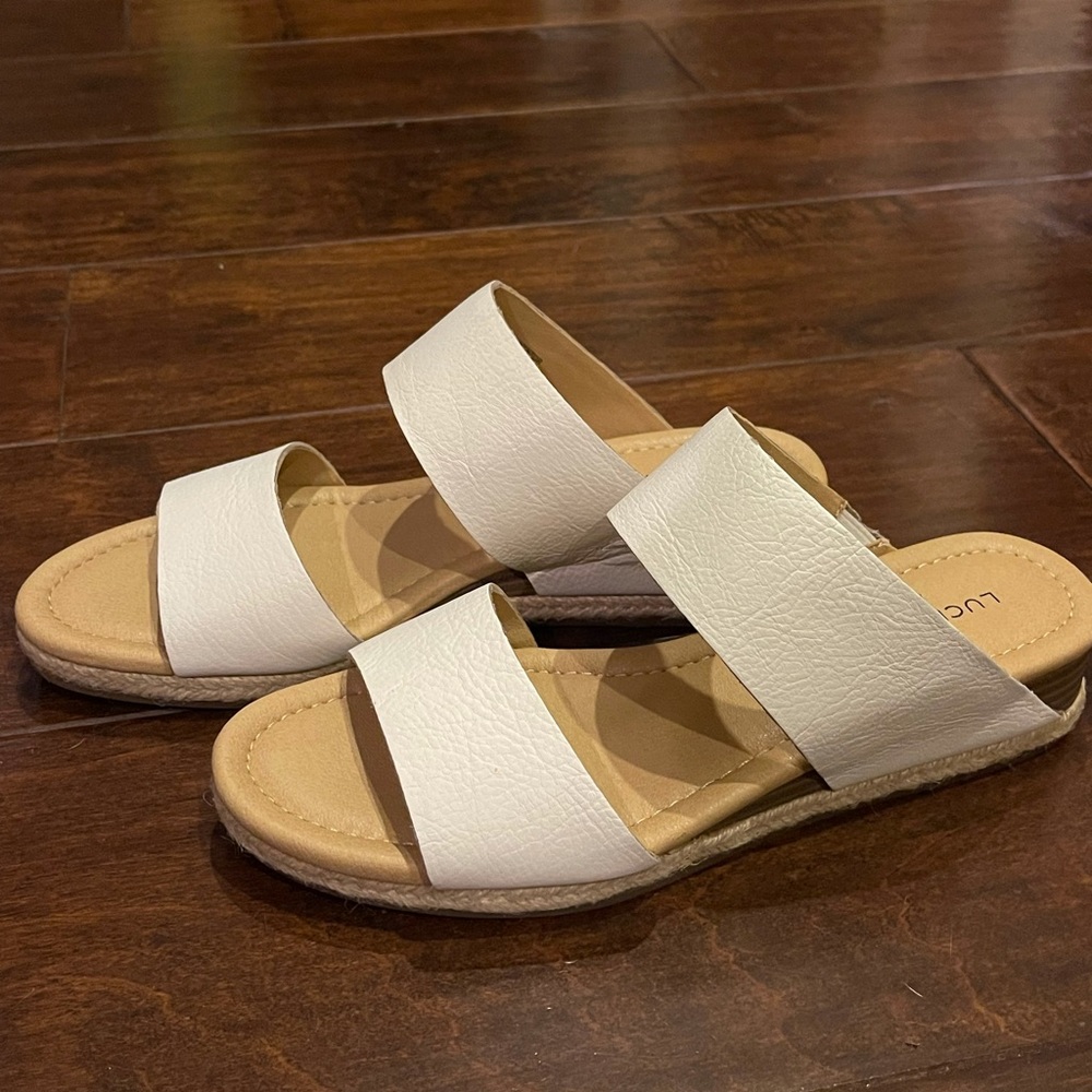 Lucky Brand White Sandals Size 7